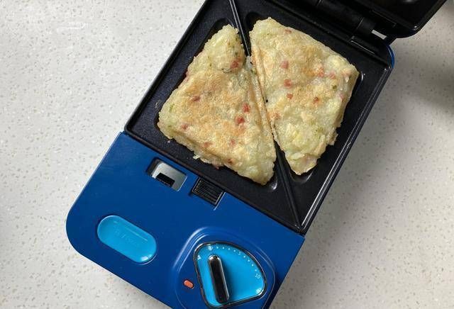 每周|自从学会了土豆的新吃法,每周十斤不够吃,做法简单,内软外脆