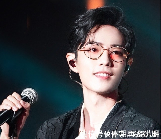 熹微|肖战王一博世纪同框!两人虽同台亮相,却无丝毫互动