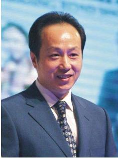 罗京病逝11年,职业生涯最难稿件曝光,李瑞英播报声音都在颤抖