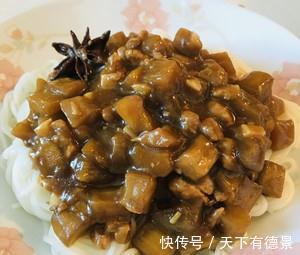 家常面条做法,茄丁肉酱打卤面,营养美味,10分钟快速搞定
