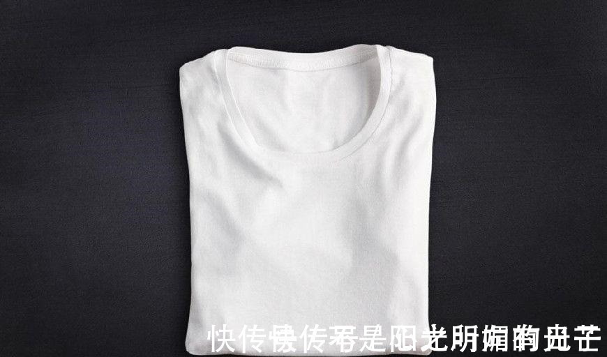 清洗白色衣服的小妙招, 教你轻轻松松洗白衣服！