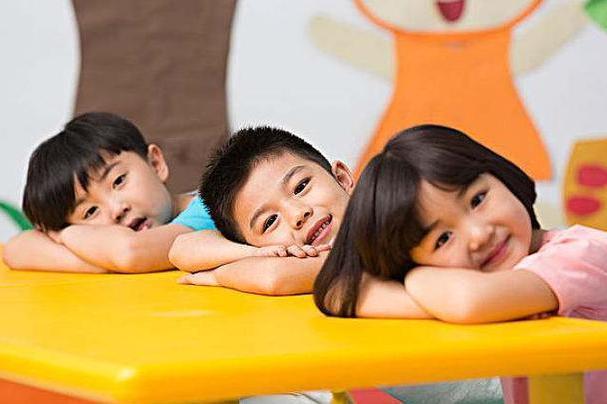 名字|袁爸爸为娃起名发愁,灵机一动给娃取名“梓诞”,网友:是个人才