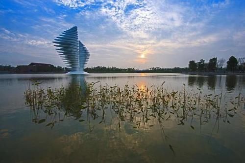 泉州“巨无霸”公园，占地1000亩，被称中央美院的“艺术品”