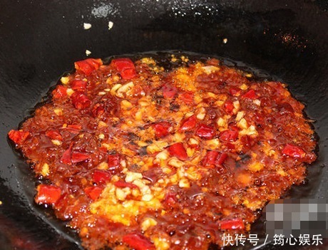 入味|做麻婆豆腐时，别再焯水了，用上一个妙招，豆腐嫩滑入味不易碎