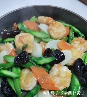 家常健康菜谱,芦笋炒虾仁山药木耳,荤素都有,营养美味,特下饭