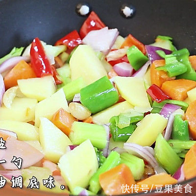 三汁焖锅你这么做,不怕你不上瘾