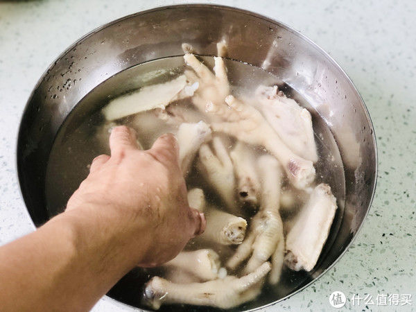 懒人版|“懒人版”卤味儿，家有电饭煲就能做，荤素搭配，让你一次吃个够