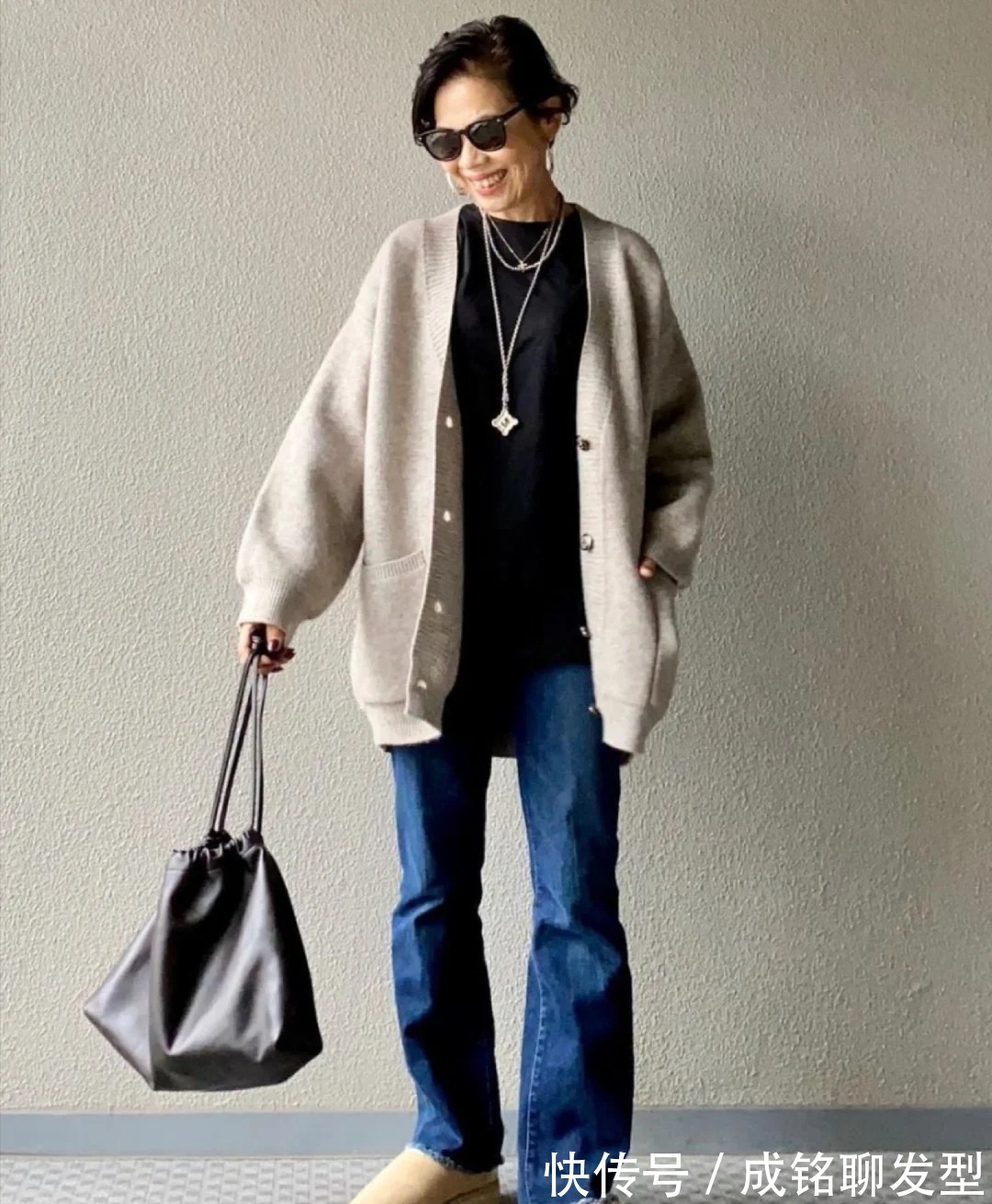 穿搭|58岁的日本阿姨真会穿衣,不扮嫩不耍酷不露脚踝,自然真实又舒服