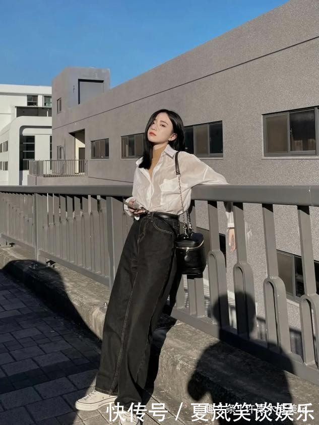 穿搭|最近火了一种穿搭叫:“不好好穿”牛仔裤!吸睛还显腿长,真时髦