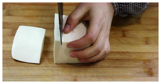 这才是豆腐最好吃做法,比饭店还好吃,简单易做,全家都爱吃