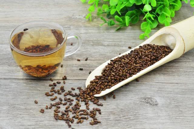 苦丁茶|高血压的“克星”是它！每天喝一杯，血压平稳，远离高血压！