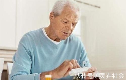 医生|降压药晚上吃，还是早上吃好医生用药时间有讲究，别再乱吃了