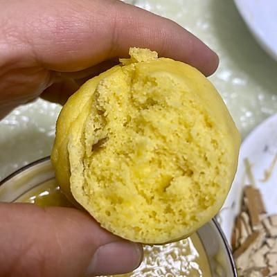 餐桌上的保留项目玉米面窝窝头,隔段时间就做一次