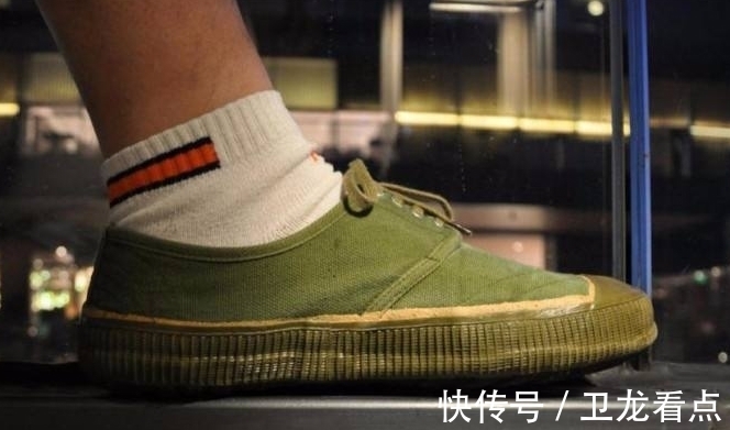 涨价|中国人：阿迪鞋涨价“穿不起”！美国人：解放鞋才是“贵到想哭”