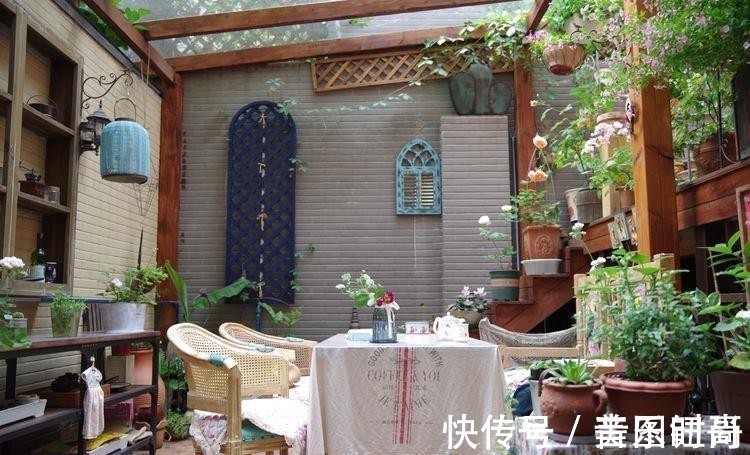 花园|荒废多年的80㎡小院,2年半时间打造成下沉式花园,太漂亮了!