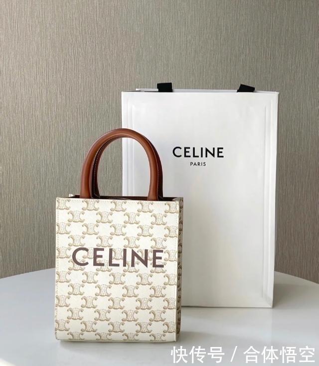 烂大街的包包别背了!2021春夏最流行的是这些