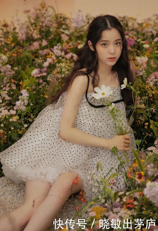 90后|90后正在引领时尚圈不禁看了眼我的工资条