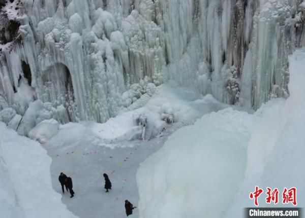 看冰瀑，来甘肃！甘肃临夏自然之力造“冰雪世界”