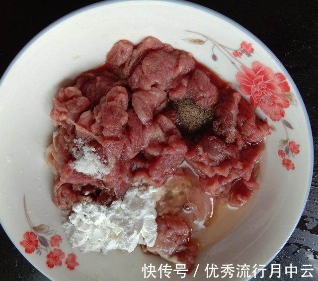 火锅底料|水煮肉片，肉片嫩滑，麻辣鲜香！