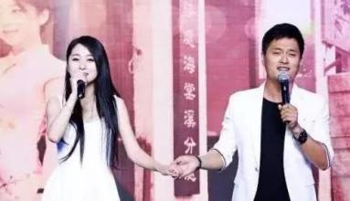 千古美人 《星光大道》一夜成名,上过春晚,今娶美娇妻过成这样!