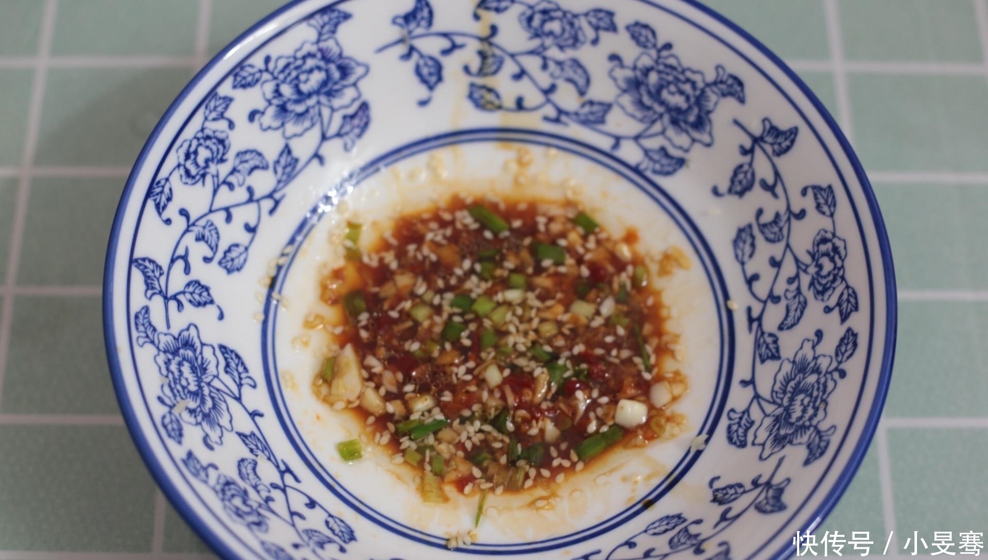 天热没食欲就好此一碗,爽口开胃,越吃越过瘾,专治没食欲,特香