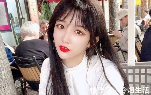 艾比|朋友是女装大佬会有何种体验？颜值高那就更好了
