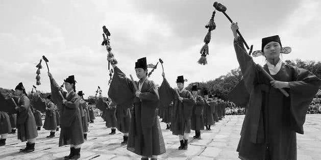 世界遗产名录@“李白”之后韩国又拿“汉字”申遗,联合国看不下去,给了个警告