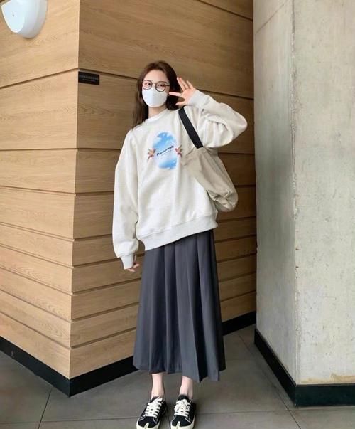 为什么同一件衣服你穿不好看？学习“装饰”手法，变好看不是问题