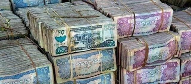 一万元人民币在津巴布韦能生活多久 说