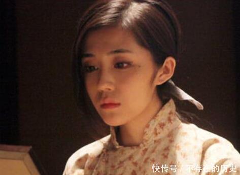 曾桂枝|两个小妾先后被他送去读书,她们都与男同学相恋,他这般处理!