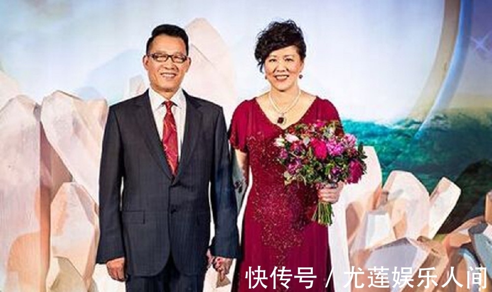 姑娘们|东京奥运会后,国外排球队重金邀请郎平执教,郎平的回答让人泪目