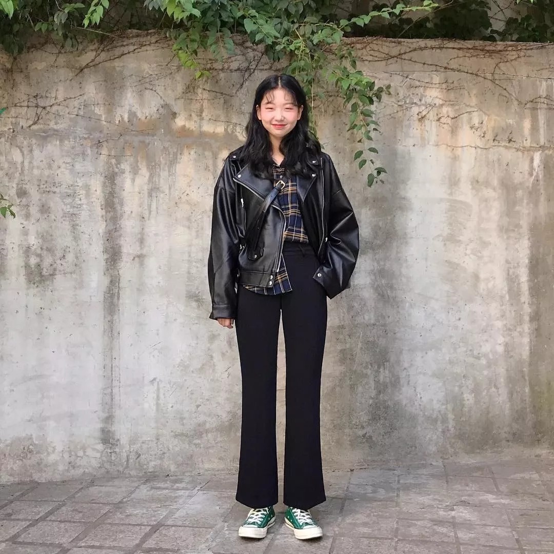 搭配|秋冬穿衣搭配:今冬外套、裤子、卫衣流行 “ 穿大不穿小 ”!让你慵懒又时髦!