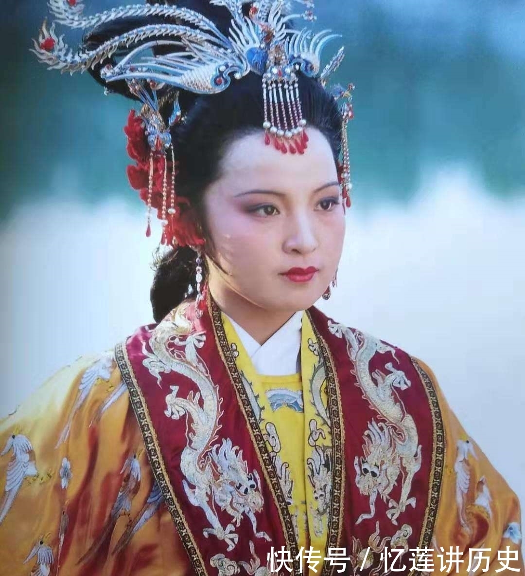 办法|元春入宫多年却突然去世,她是被谁陷害了?贾府知道真相也没办法