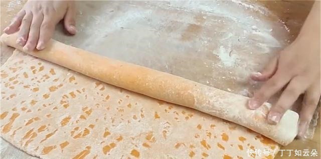 家里有红薯的试试这个做法,不烙不油炸,层次丰富软糯香甜