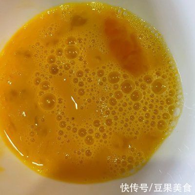 西红柿炒鸡蛋|这样的#夏日开胃餐#西红柿炒鸡蛋你吃过吗？