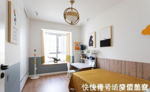 装修|客厅不要沙发,墙面不做造型,越简单的装修,反而越清爽实用