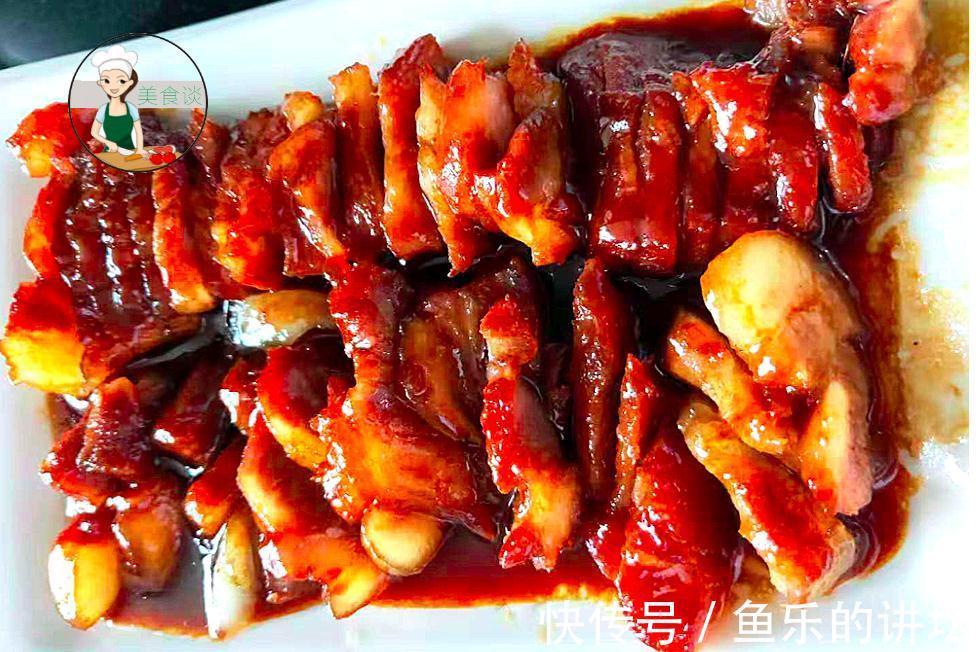 把梅头肉腌制一晚上，放进电饭锅，不加水直接焖，香到渣都不剩下