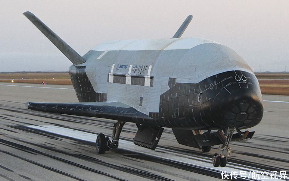 x-37b 太空军事化！美军空天飞机战备，可以携带核弹，俄罗斯：严峻挑战