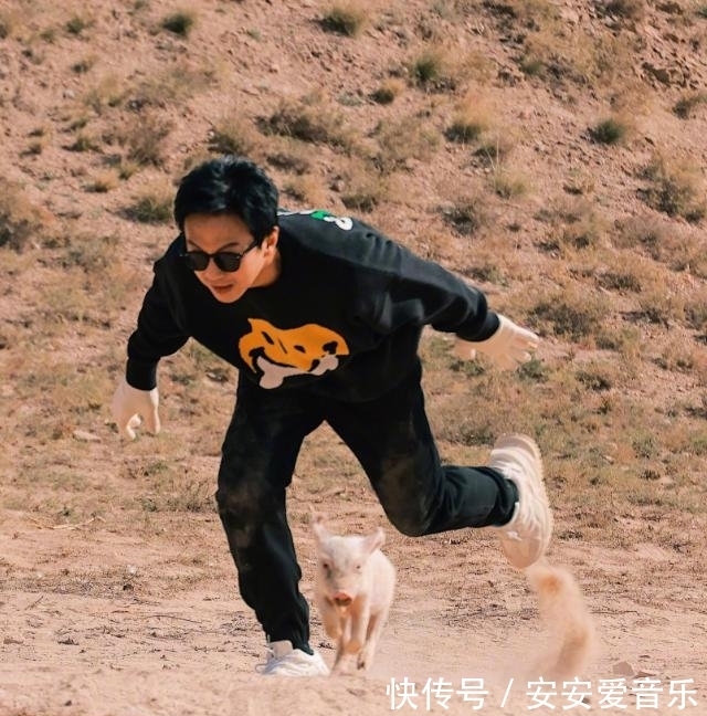 邓超发文不再录《五哈》,再看他离开跑男团的回应,差距一目了然