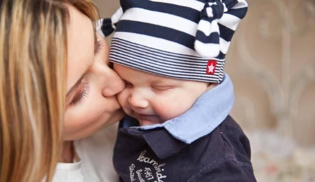 孝顺|这两类妈妈容易培养出大格局、孝顺的孩子,是家里的福气