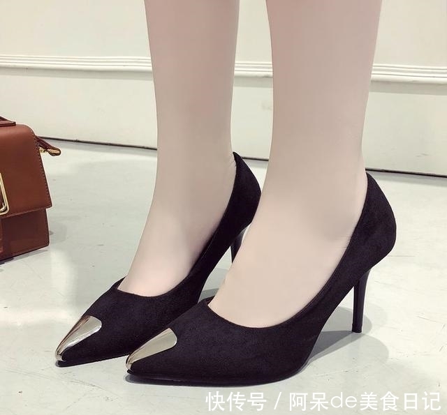 今年流行的女高跟鞋,显高舒适还不累脚,春节穿特有面