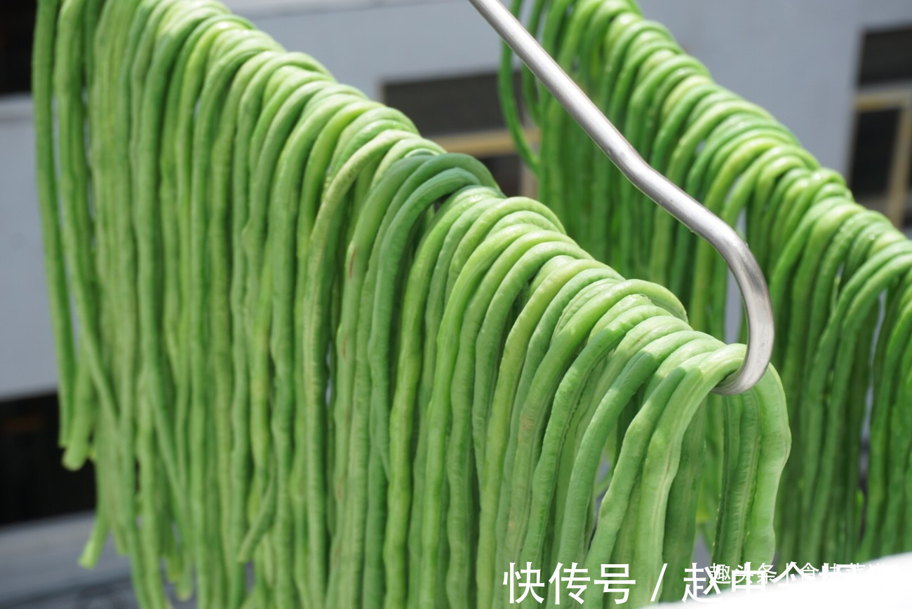 莴笋|晒豆角干用焯水吗教你正确的做法,晒干炖肉特别香,放一年不坏