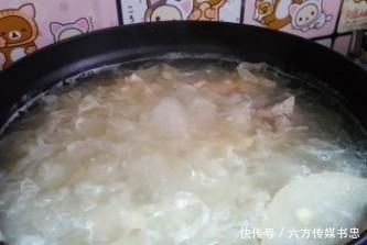 无花果搭配什么食材炖汤最滋润?6款家常无花果养生汤!健胃清肠