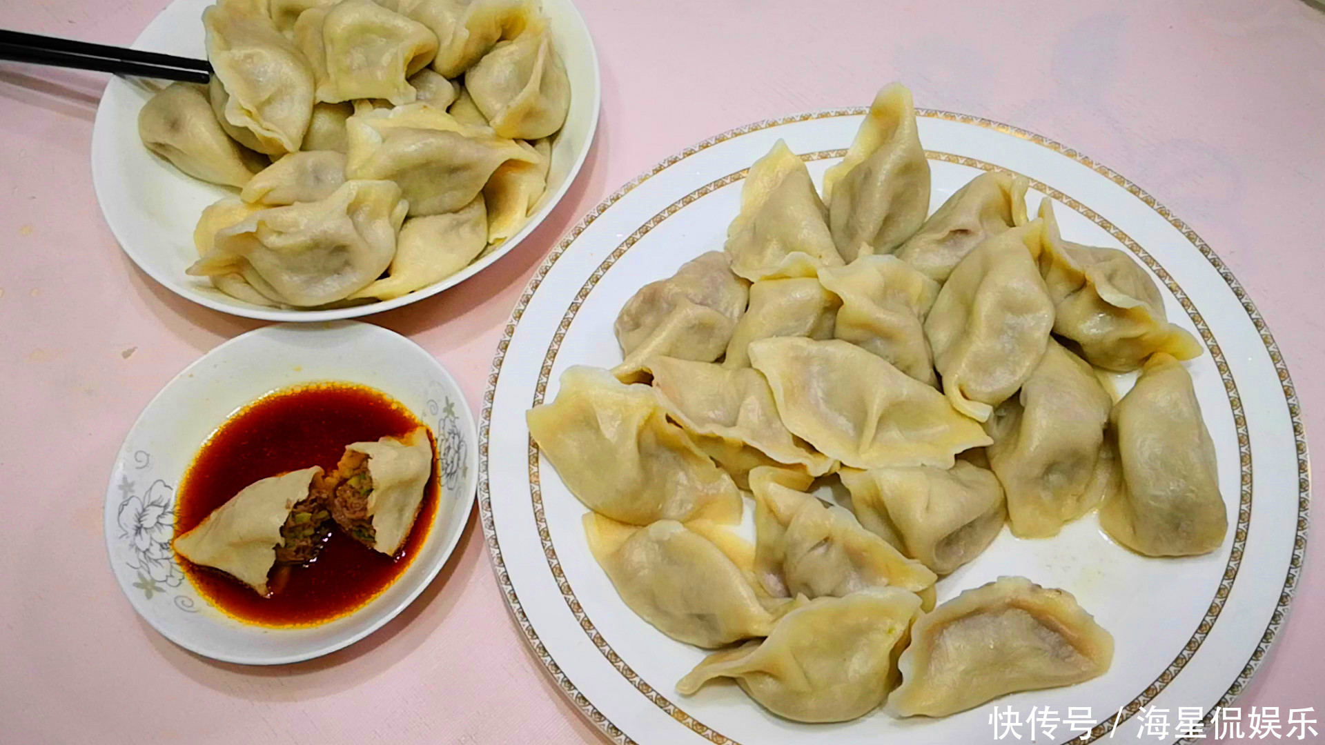  秘诀|调肉饺子馅，到底先加盐还是油大厨教你小秘诀，肉馅不柴更入味