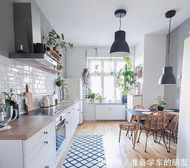 墙面|北欧夫妇的家,简单精致,这么温暖的家居布置,看着超治愈!想住!