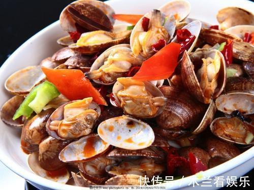 花盆|这2种“东西”丢掉可惜,掺在盆土里,养啥都旺!