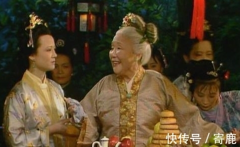 尊贵|红楼梦:侯门公府里,坐在椅子上和坐在炕上,哪一个尊贵、得宠?