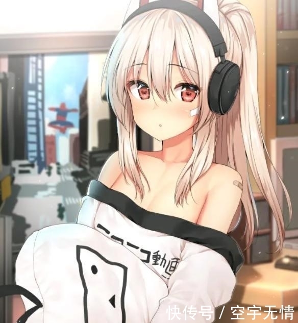 碧蓝|你们为何喜欢《碧蓝航线》?承认吧就是馋而已,看看绫波这身子!