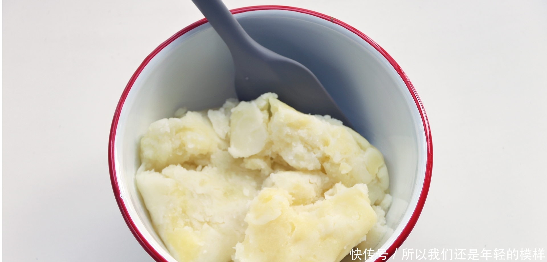 教你在家做日式可乐饼，外酥里嫩，简单方便，隔壁的小孩馋哭了