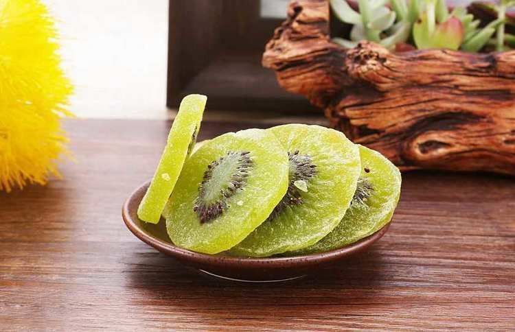 这些水果非要做成果干,西瓜干没法入口,榴莲干已丢失灵魂